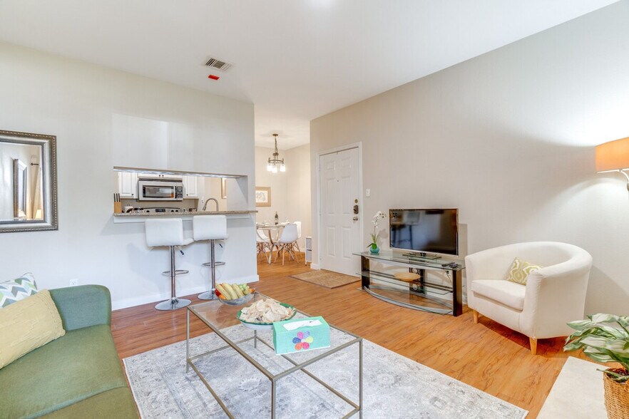 Building Photo - 12166 Metric Blvd