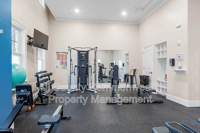 Building Photo - 320 Middlesex Ave