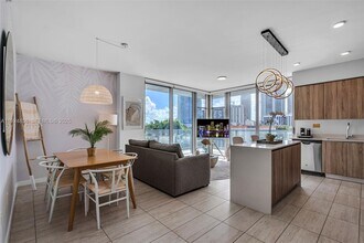 Building Photo - 3900 Biscayne Blvd