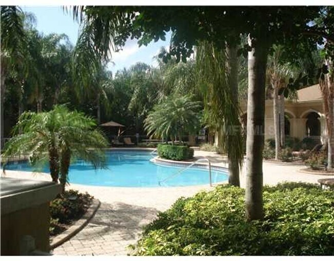Building Photo - 856 Grand Regency Pointe