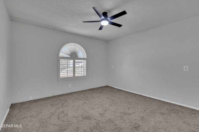 Building Photo - 7112 Ramada Dr
