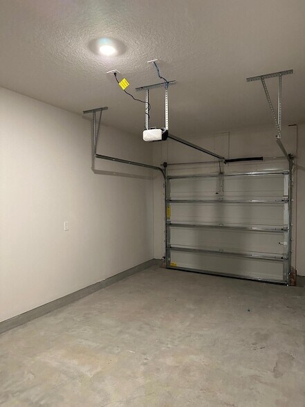 Building Photo - 5737 Stellarjay St