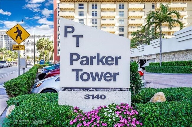 Building Photo - 3140 S Ocean Dr
