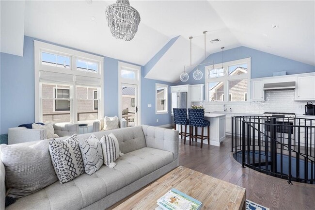 Building Photo - 14 E Pointe Ct