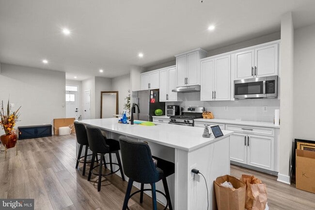 Building Photo - 2430 Steamboat Wy