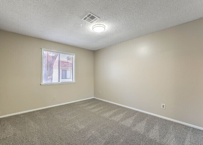 Building Photo - Newly RENOVATED Two Bedroom, 2 Bathroom Condo