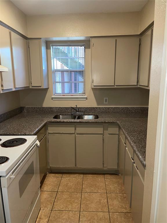 Building Photo - 4711 Palisade Dr