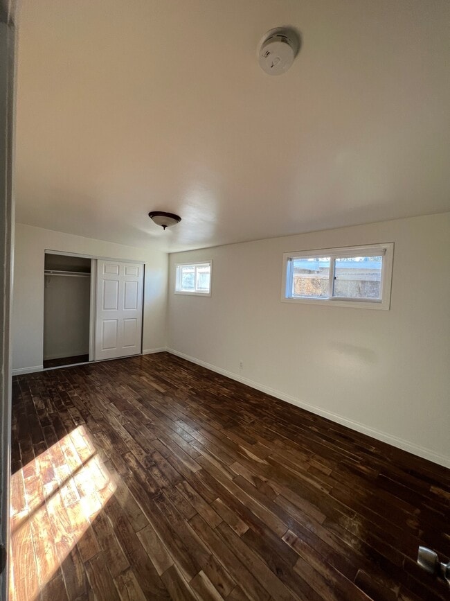 Building Photo - 9527 E Avenue T12