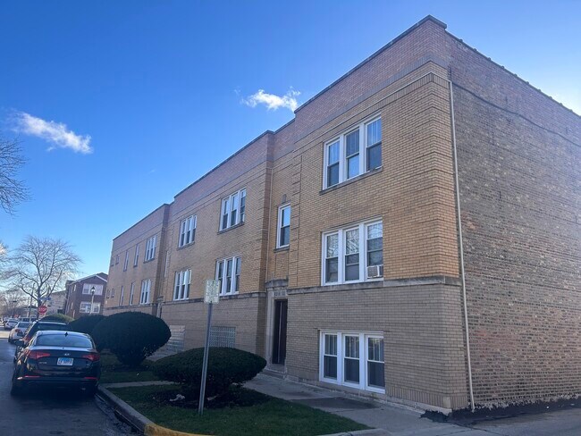 Building Photo - 6914 21st St