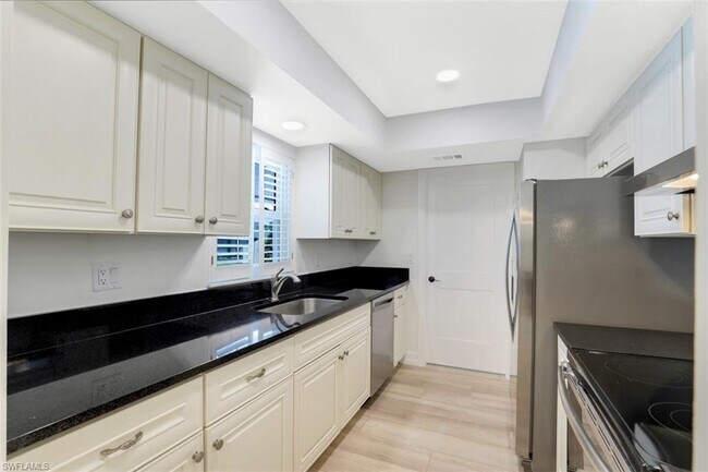 Building Photo - 4126 Belair Ln