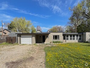 Building Photo - 3818 Albion St