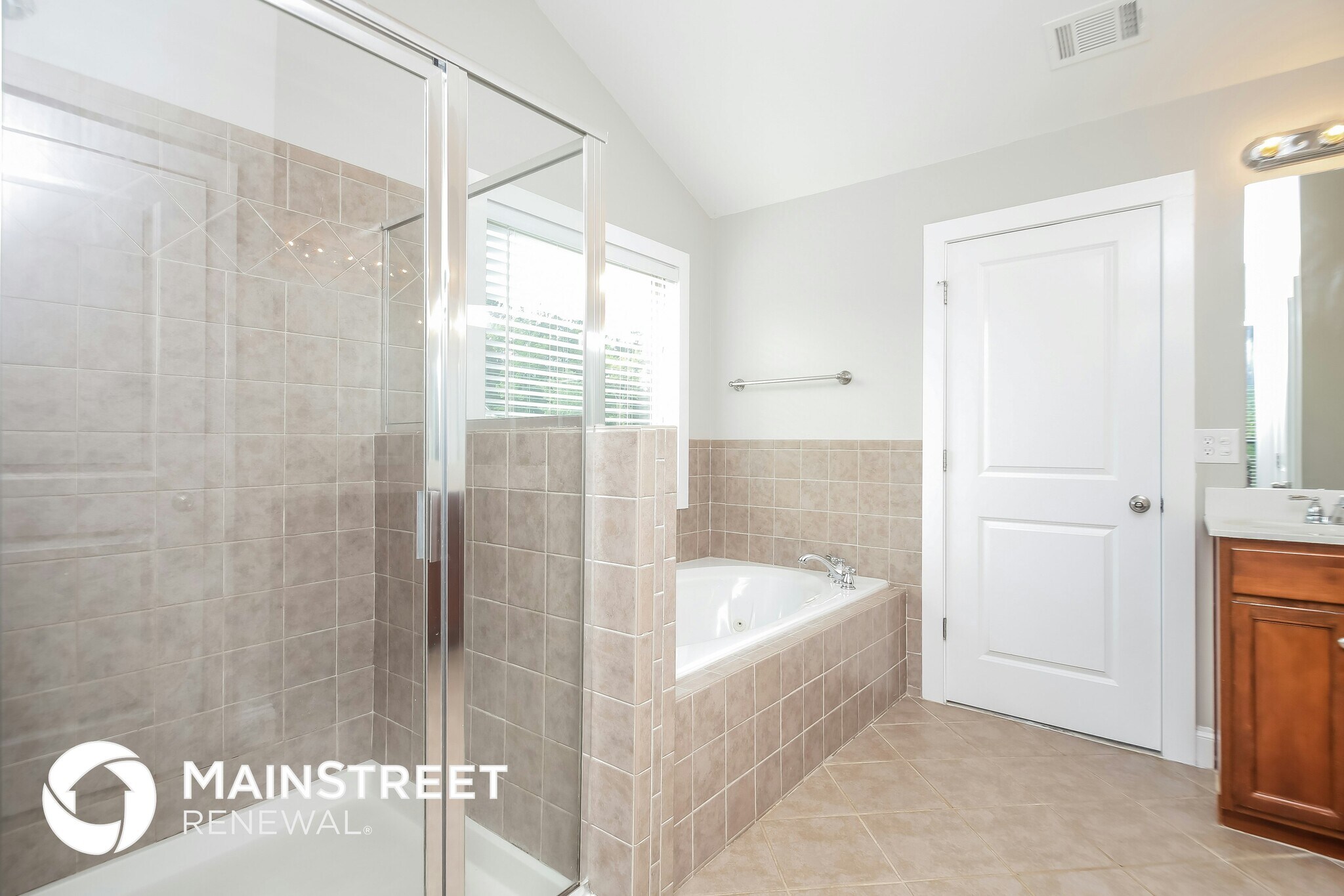 Building Photo - 18 Sweetwater Bridge Tr