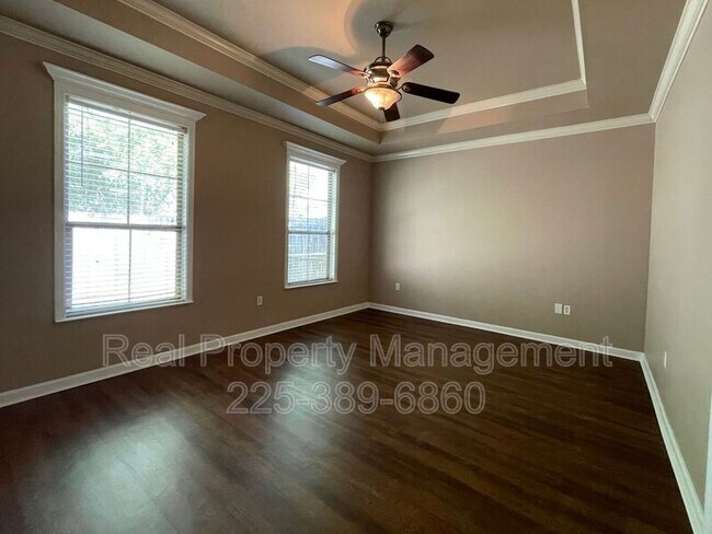 Building Photo - 30092 Irene Kennard Ave