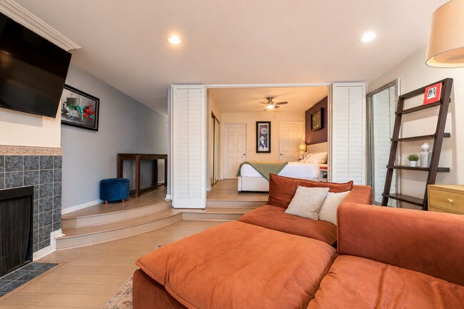 Building Photo - West Hollywood 1-Bedroom with Private Balcony, Rooftop Pool & City Views