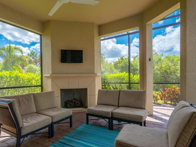 Building Photo - 3929 Waypoint Ave