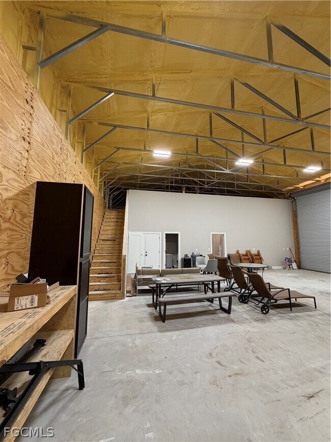 Building Photo - 11595 Tomato Rd