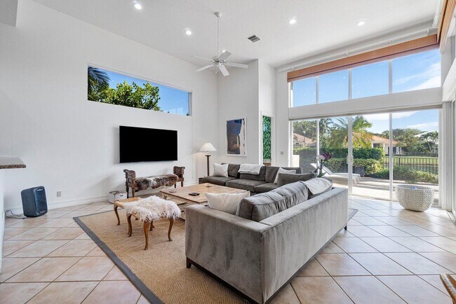 Building Photo - 1009 Grand Isle Terrace