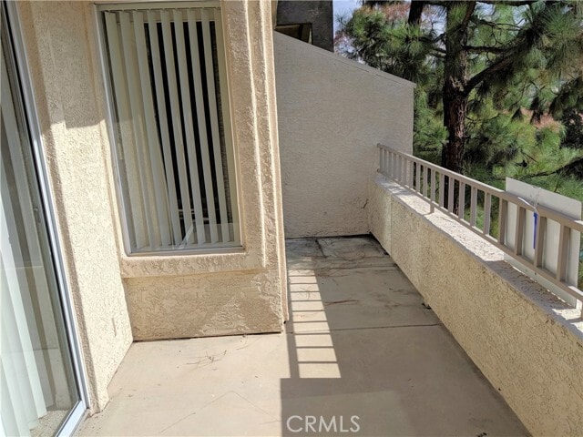 Building Photo - 1015 La Terraza Cir