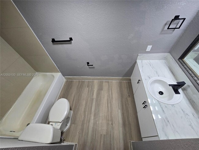 Building Photo - 12555 NW 11th Way