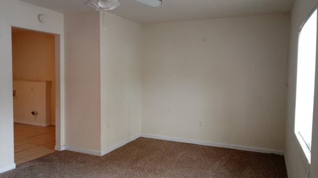 Building Photo - Save big money on this nice 2BR home!