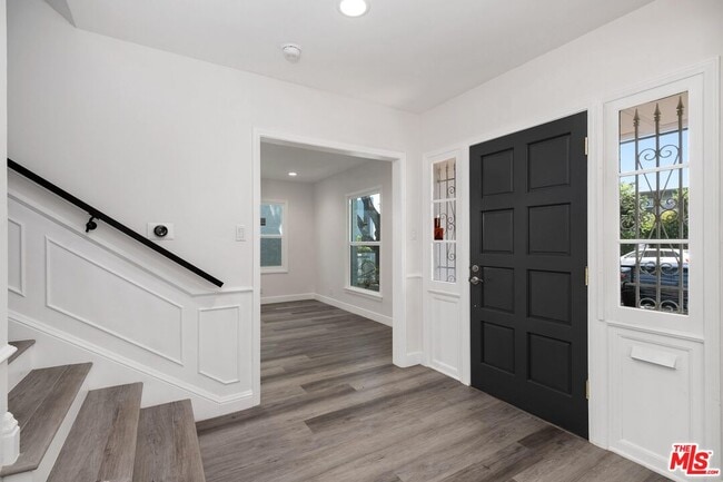 Building Photo - 8918 Cadillac Ave