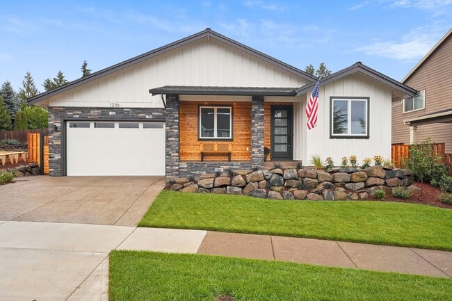Primary Photo - 1236 Parkside Ave
