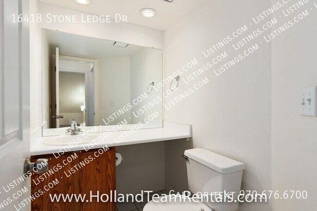 Building Photo - 16418 Stone Ledge Dr