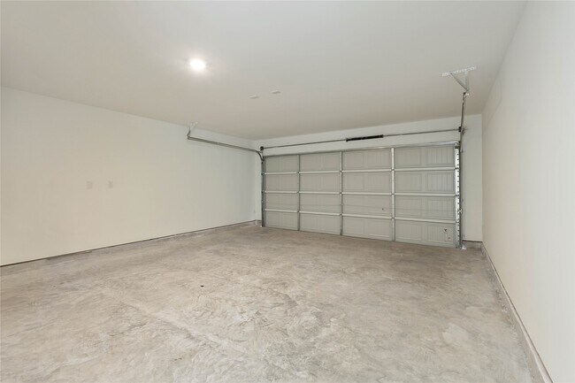 Building Photo - 14801 N Ascot Bend Cir