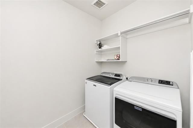 Building Photo - 8816 Enclave Wy