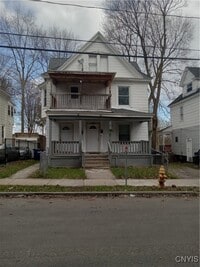 Building Photo - 134 2nd St