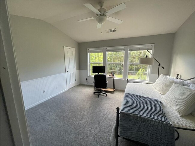 Building Photo - 1006 Prestwyck Ct