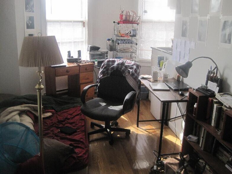 Building Photo - 28 S Huntington Ave