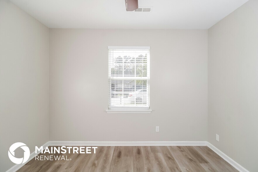 Building Photo - 3429 Tinley Park Dr