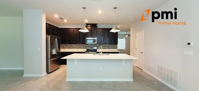 Building Photo - 17948 Passionflower Cir