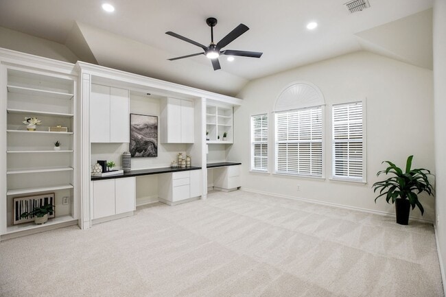 Building Photo - 1417 Cool Springs Dr
