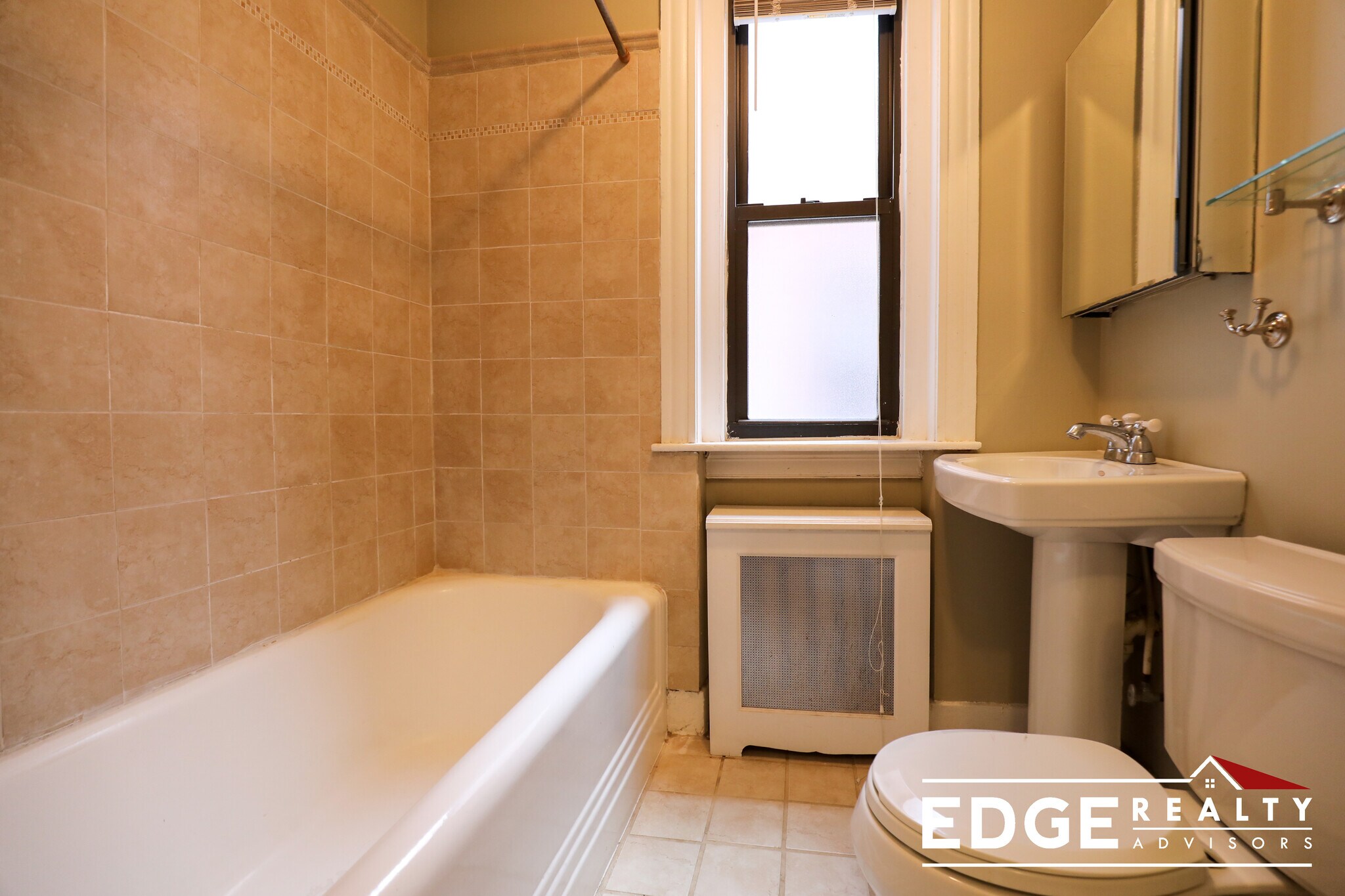 Building Photo - 1601 Beacon St