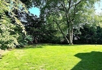 Building Photo - 12 Kilburn Rd