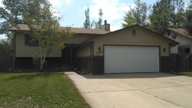 Primary Photo - Great Home in West Fort Collins