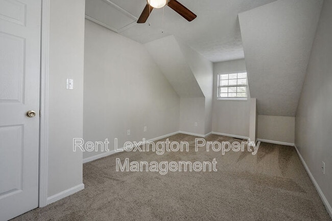 Building Photo - 772 Orlean Cir