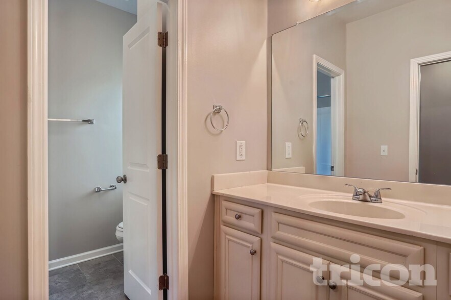 Building Photo - 7943 Nolan Trail