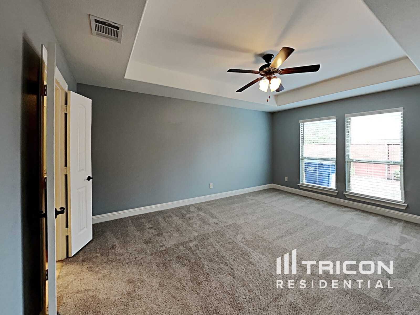 Building Photo - 2525 Sabine Cir