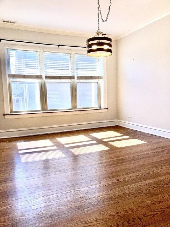 Building Photo - 619 Washington Blvd