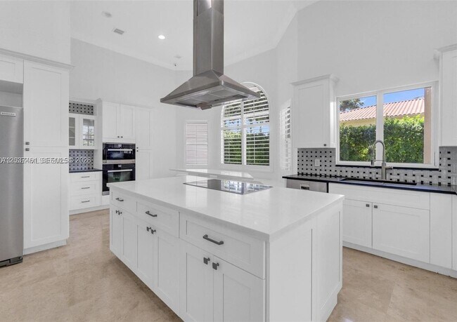 Building Photo - 17910 SW 80th Ave