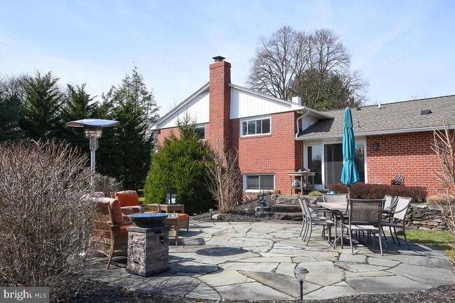 Building Photo - 3301 Garrison Farms Rd