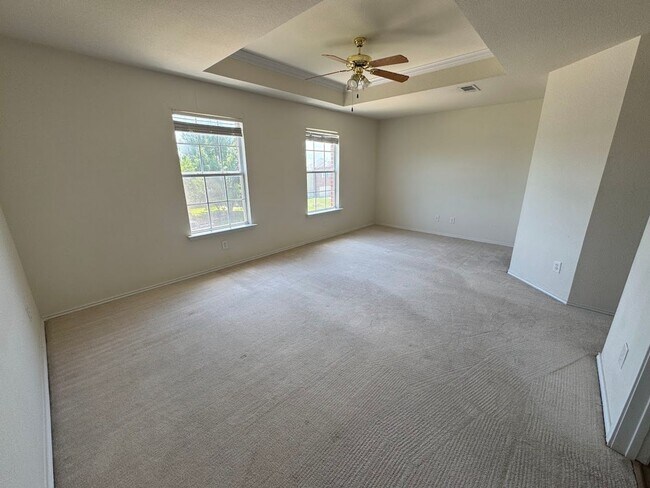 Building Photo - 217 Tepee Dr
