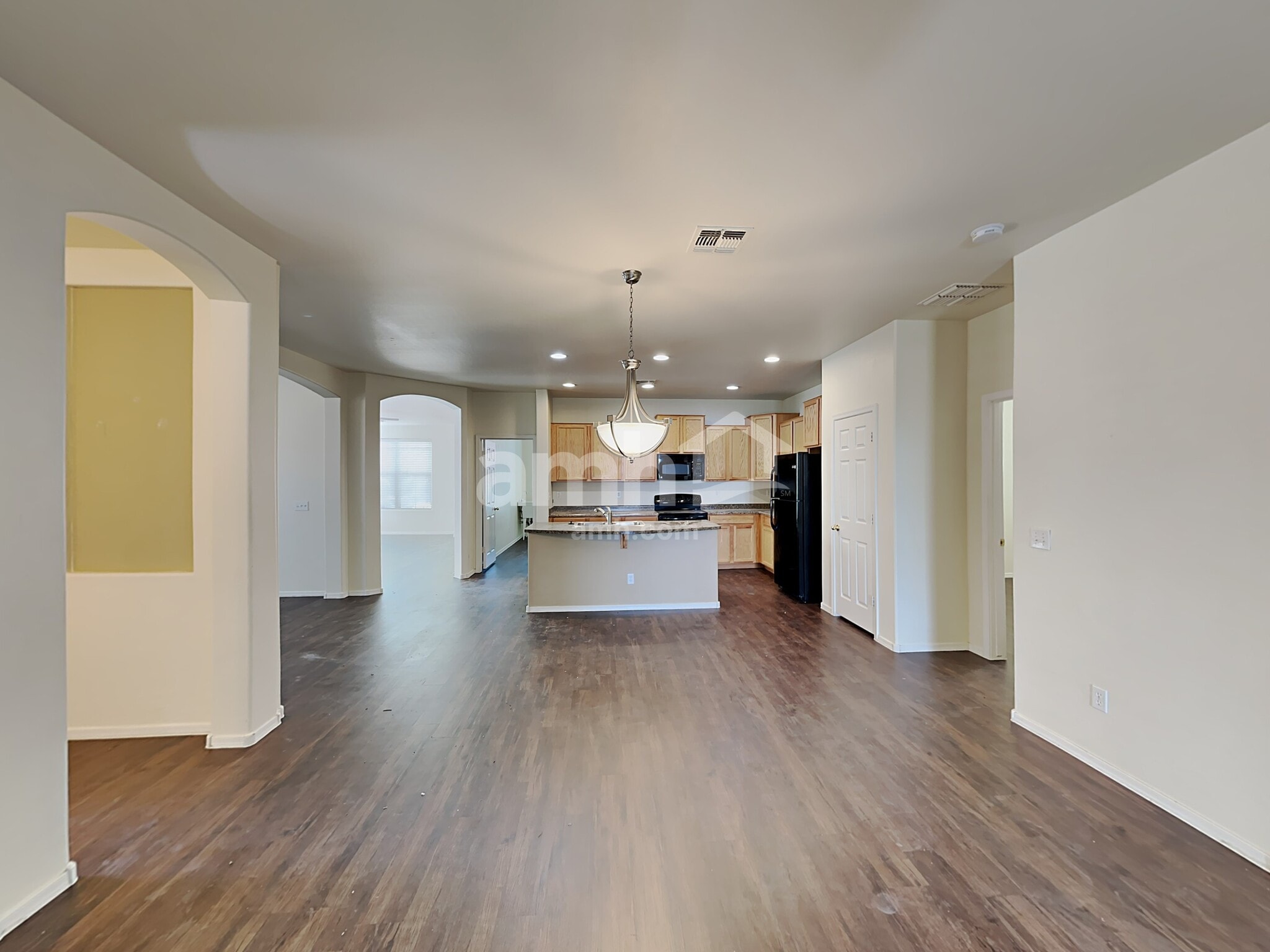 Building Photo - 2363 E Omega Dr