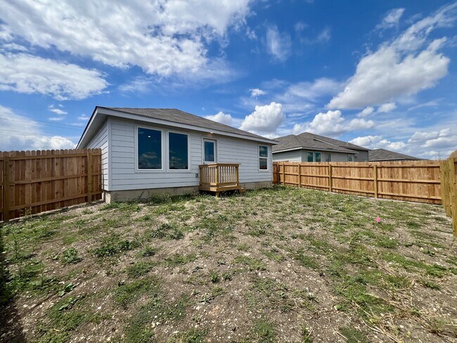 Building Photo - 9175 Trails End