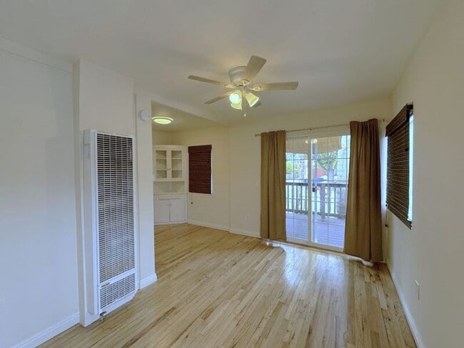 Building Photo - 5042 Muir Ave