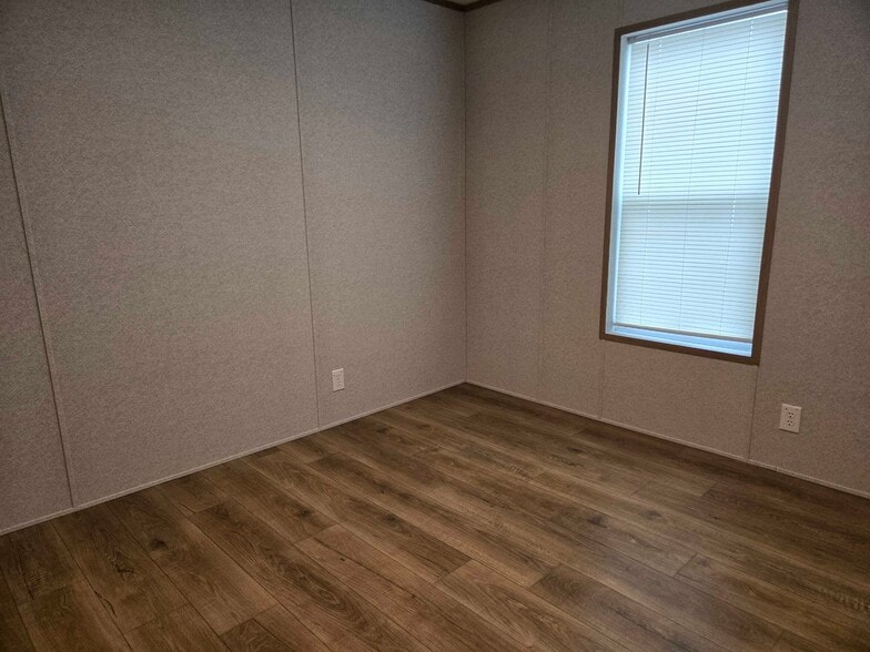 Building Photo - 3510 N 9th St