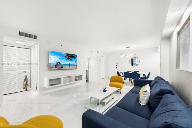 Building Photo - 2401 Collins Ave